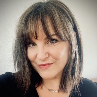 https://www.nolamusicon.com/wp-content/uploads/2025/08/Rynda-Laurel-Headshot-2025-scaled-e1755272336151-320x320.jpg